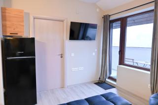 Modern Mountain Retreat - 6