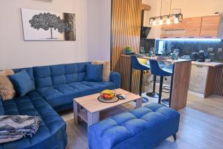 Modern Mountain Retreat - 4