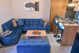 Modern Mountain Retreat - 2