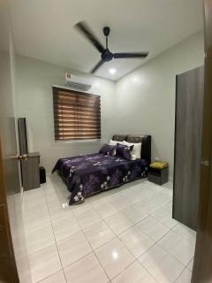 D'Kuning Homestay - 3