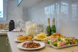 Large house ideal for groups families 12 people - 6