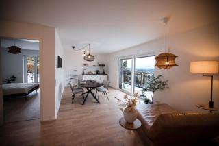 Penthouse & Forest Retreat - near city - 9