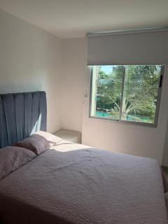 Edificio cerca a la playa - 0