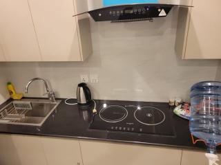 Modern 1-Bed Private Apartment near Main Boulevard, Gulberg Lahore - 7