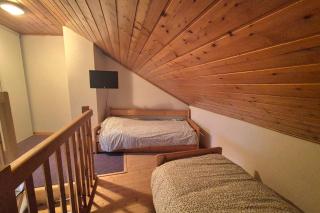 Au centre de la station 6 personnes - 3