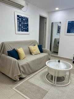 New! Spacious Quiet 3RM 1BATH Near Speedrail - 9