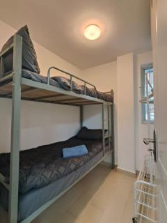 New! Spacious Quiet 3RM 1BATH Near Speedrail - 4