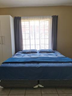 Willow Glen Stay - 1