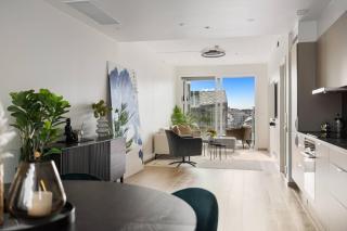 Barcode luxurious apartment, prime location - 8