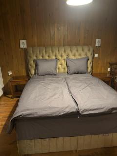 Katarino Mountain House - 9