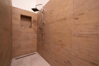 Dob 2 BR Apartment downtown - 4