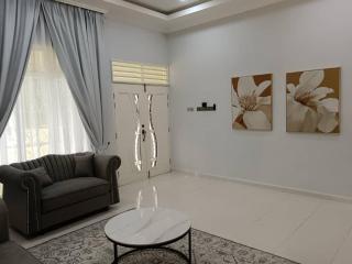 D'Serai Homestay - 9