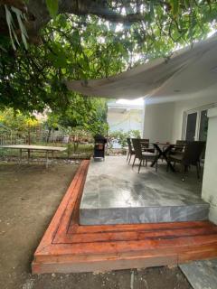 Welcome to our holiday home in Sutomore - 5