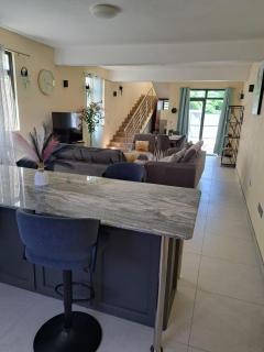 Nice duplex located in a secure residence - 3