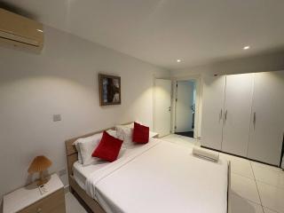 Serenity Suites Embassy Gardens - 3