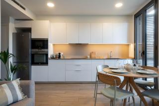 Newly Renovated Central Building - 1