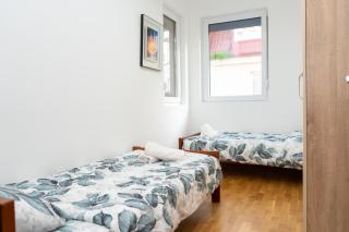 Two-Bedroom Apartment Near City Center with Private Parking - 7