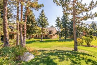 Sierra Basecamp Cozy Retreat and Pet Friendly - 3