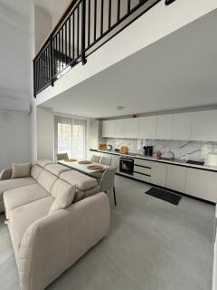 Agnes Apartment 2 - 4