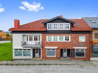 Konsul Moes Gate 4 - 9