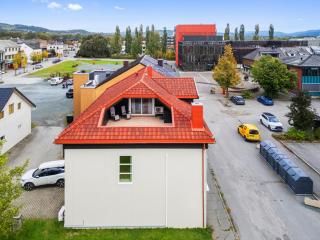 Konsul Moes Gate 4 - 8