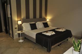 ETNEA 454 Catania Luxury Rooms - 1