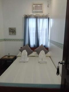 Fil-Can Hostel Coron - 8