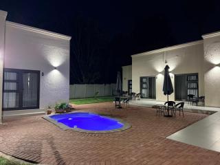 Cathy & P Guesthouse - 8