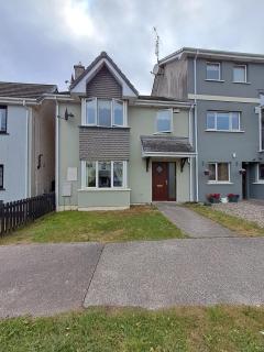 3 bedroom in Historic Cobh - 8