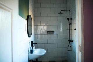 Luxe Residence Guest House - 5