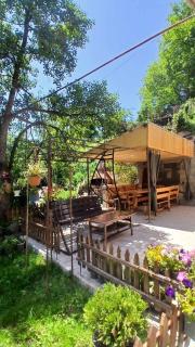 Ձորի տուն - 8