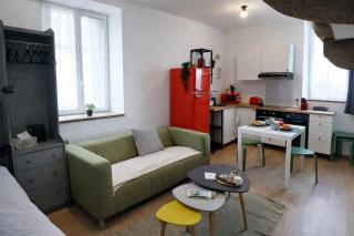 Studio Chic au Style Rétro Moderne - 9