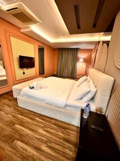 2 BHK Luxury Apartment at Gold Crest Mall - 3