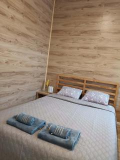 Cosy Balcony Apartment - 9