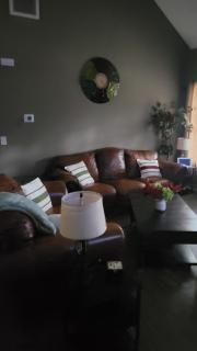 New Listing STR Love to host families & trv wrks - 0