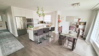 Richview Gardens Suite, 3-bdr - 7