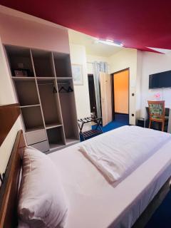 Hotel Am Flughafen - Colonia - 7