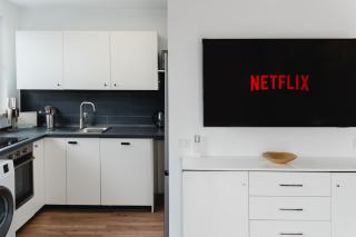 YAYstay - "Forest" I 65m2 I Bahnhof I Balkon I TV I Kaffee I Waschmaschine I Trockner - Mühldorf - 4