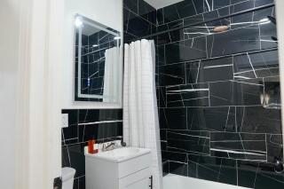 Prime Oasis,1 mi to Temple U,Washer and Dryer,Free Snacks - 1