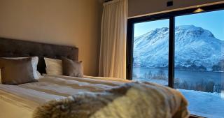 LyNora - A Luxury Fjordside Lodge near the Lyngen Alps, Skjervøy & Nordreisa - 9
