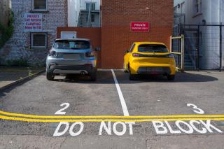 Great for groups, 7 bedroom 4 bathroom 2x parking by StayByNumbers - Belfast - 4