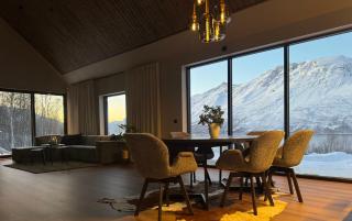 LyNora - A Luxury Fjordside Lodge near the Lyngen Alps, Skjervøy & Nordreisa - 3