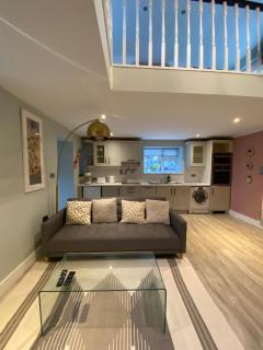 Quiet countryside retreat - 4