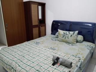 Gunung putri square - 4