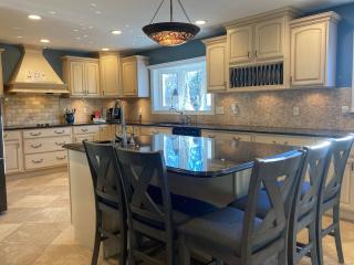 Lux Home 5 min to Train and Airport - 4