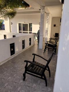 Lovely beach hotel - 3