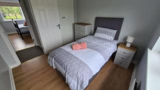 Home Away from Home in Waterford - 1