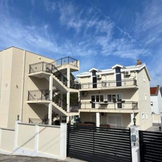 Vila Seawolf Apartments - 0