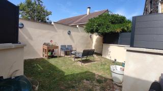 Maison avec jardin - 9