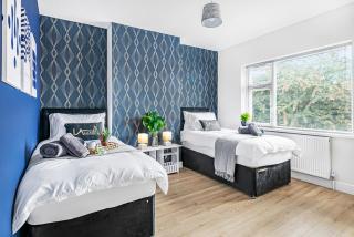 NEW Refurbished HOUSE, Contractor & Business, FREE Wi-Fi, Parking - 9